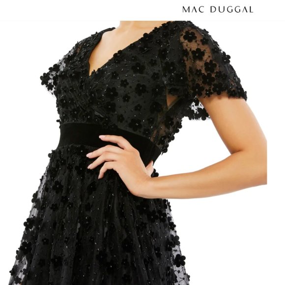 MAC DUGGAL FLORAL APPLIQUE COCKTAIL MIDI BLACK DRESS sz 4 - Picture 4 of 4